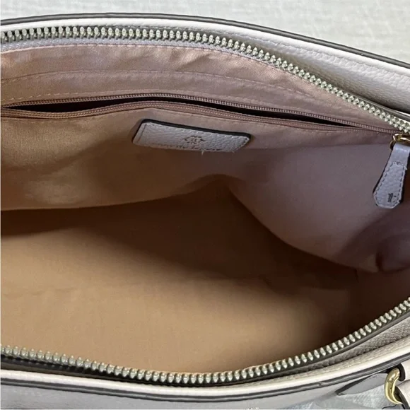 Nannette Lapore Tote Bag - Picture 8 of 8